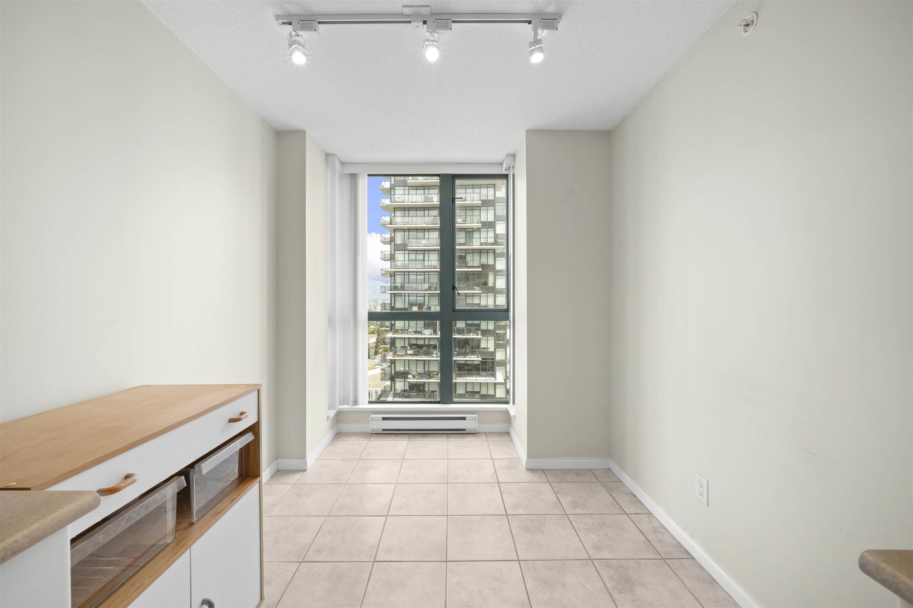 4788 Hazel ST #1001 Burnaby, BC V5H 4V9