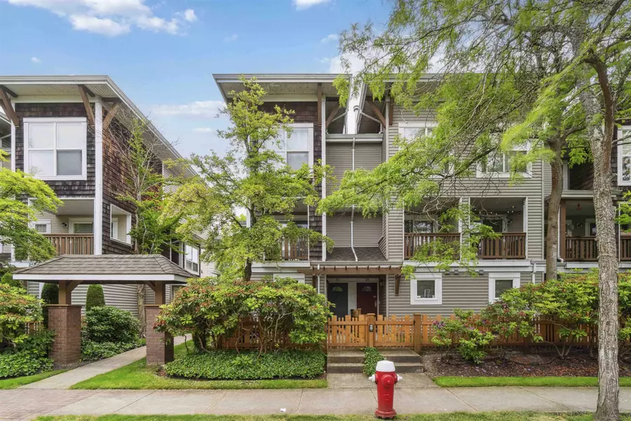 7111 Lynnwood DR #38, Richmond, BC V7C 5S9