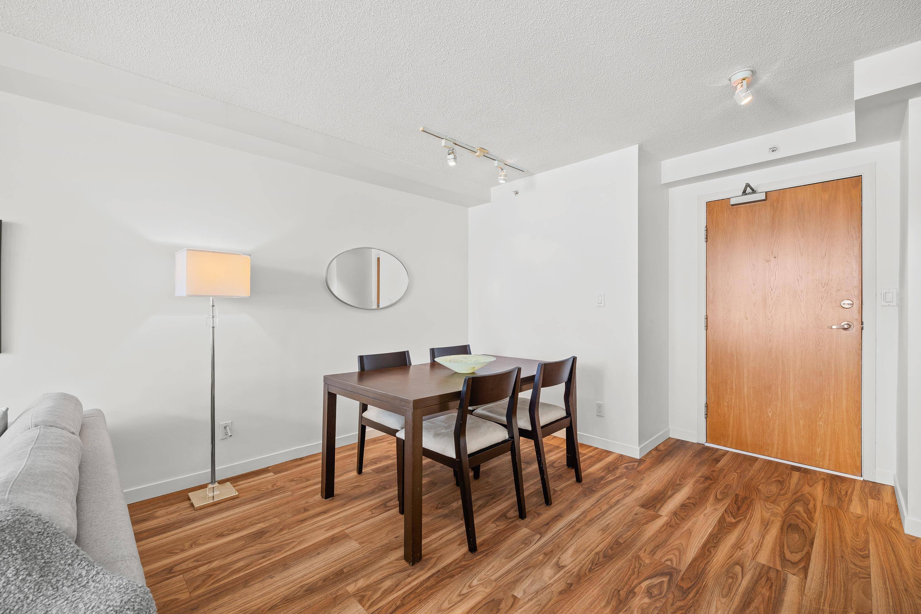 Vancouver, BC V6B 6N6,63 Keefer PL #2307