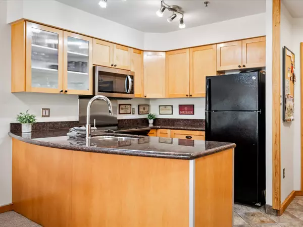 4905 Spearhead DR #229 Whistler, BC V0N 1B4