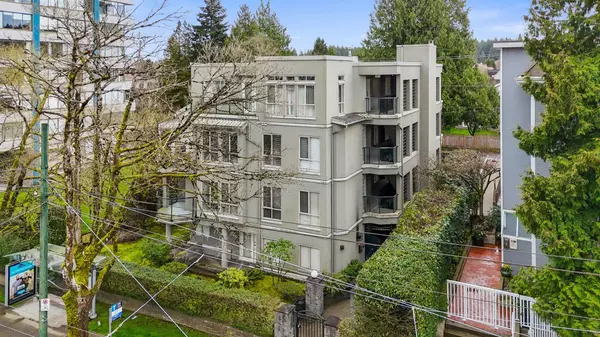Vancouver, BC V6R 2J5,4688 W 10th AVE #402