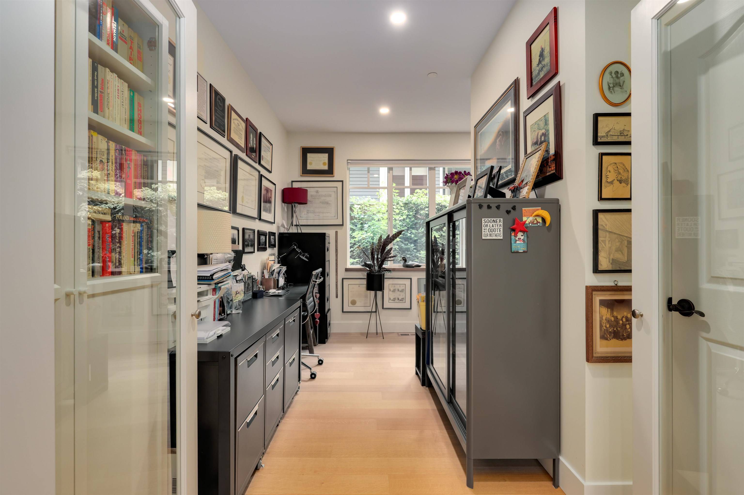 West Vancouver, BC V7V 3T6,828 17th ST
