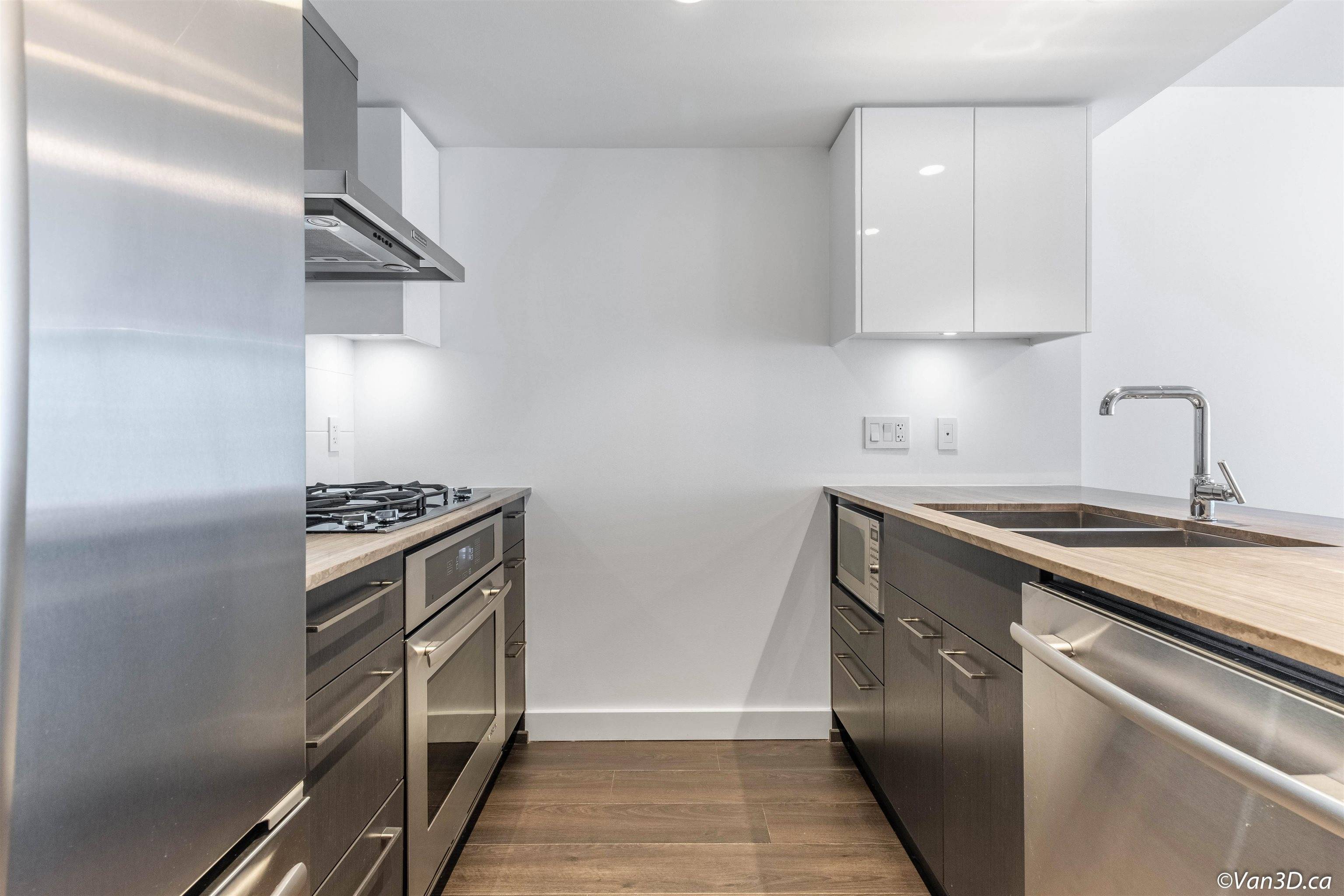 Vancouver, BC V6A 0C5,1618 Quebec ST #816