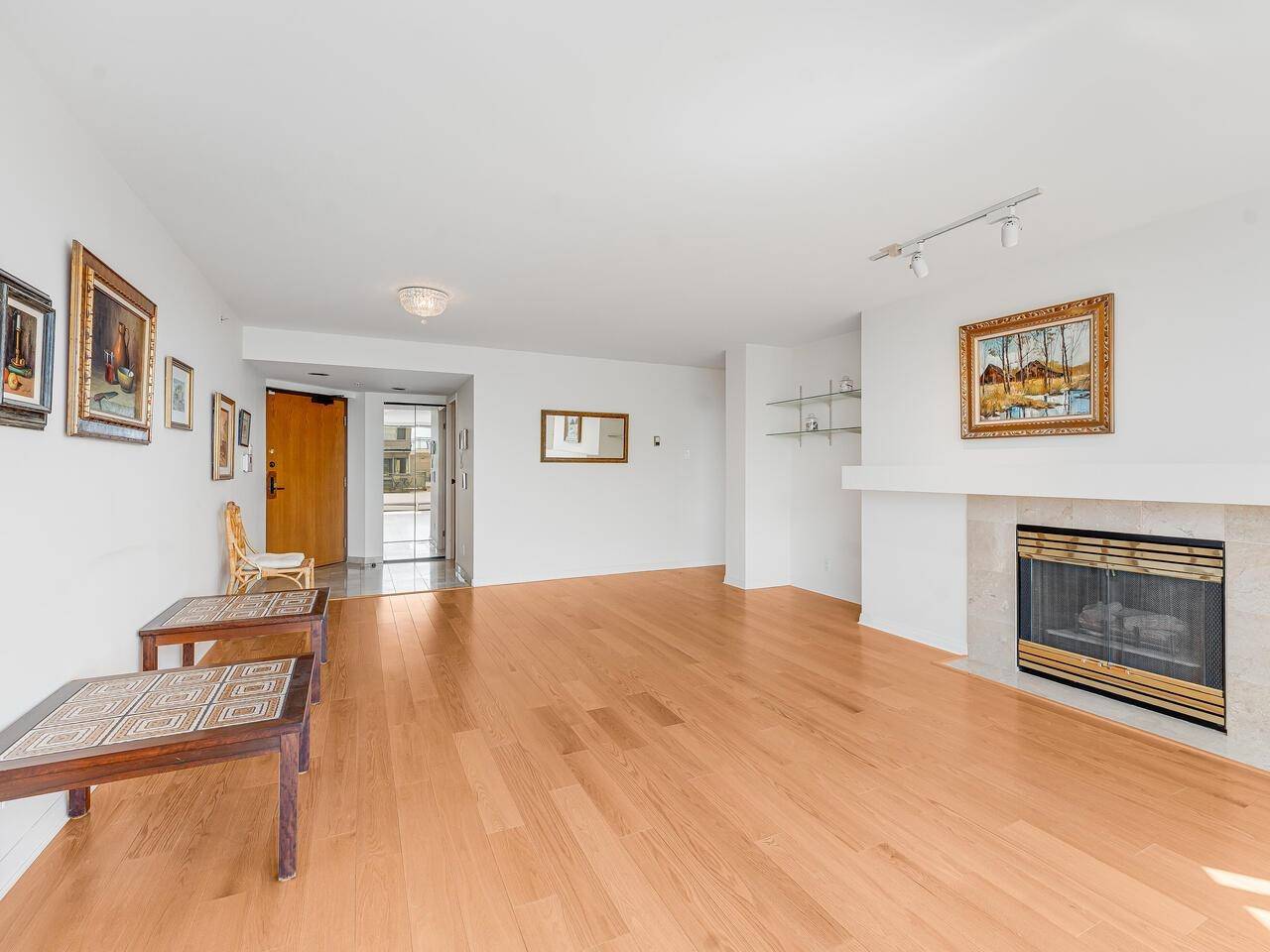2108 W 38th AVE #1003 Vancouver, BC V6M 1R9