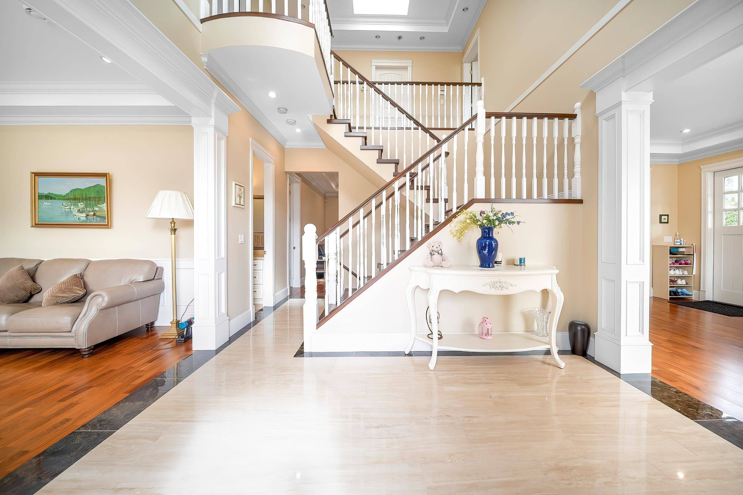 4319 Greta ST Burnaby, BC V5J 1N9