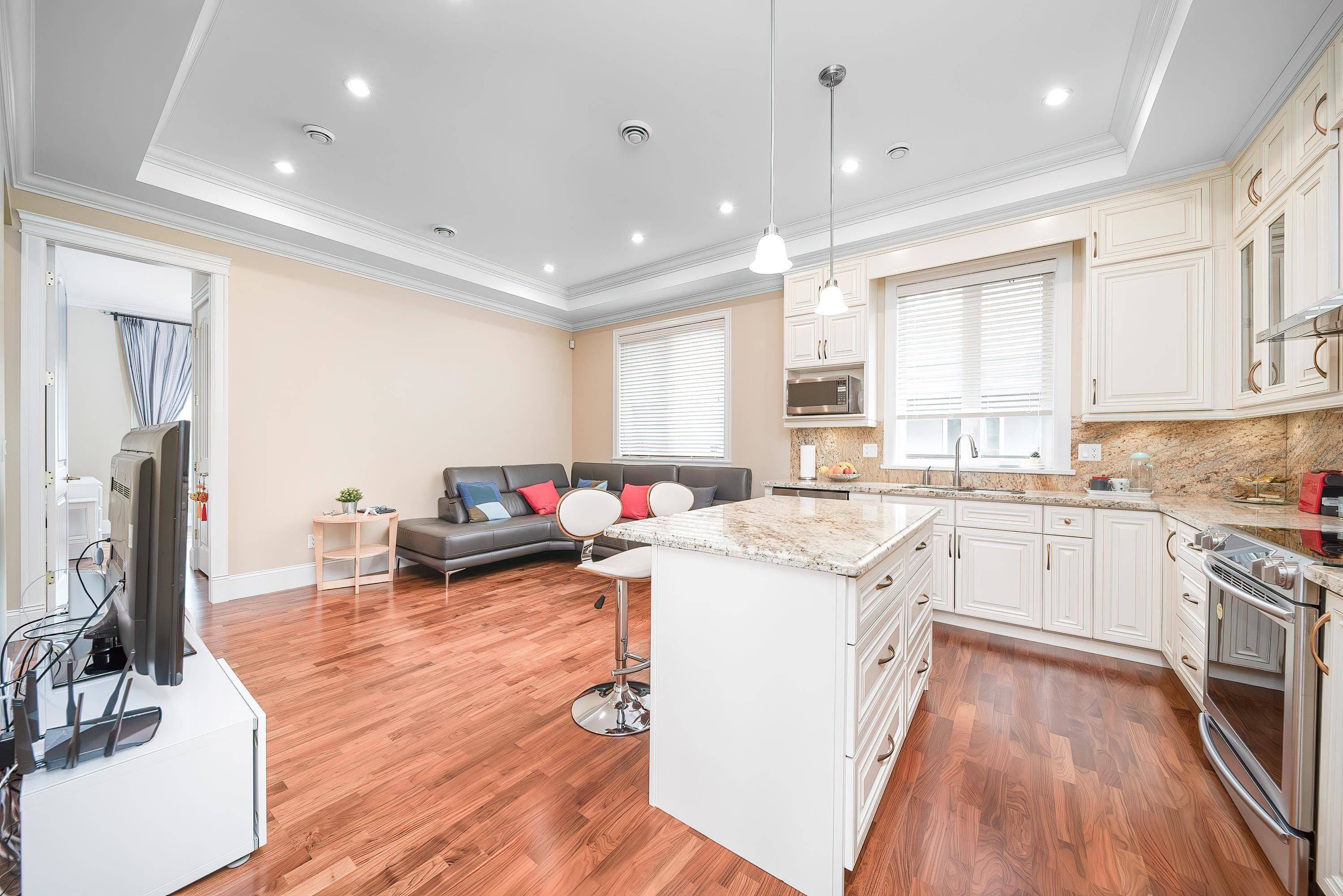 4319 Greta ST Burnaby, BC V5J 1N9