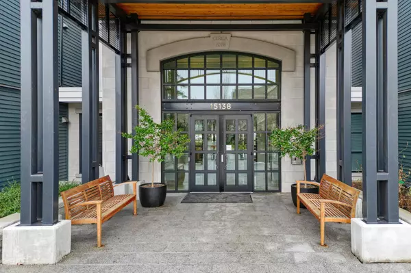 15138 34 AVE #214, Surrey, BC V3Z 0Y5