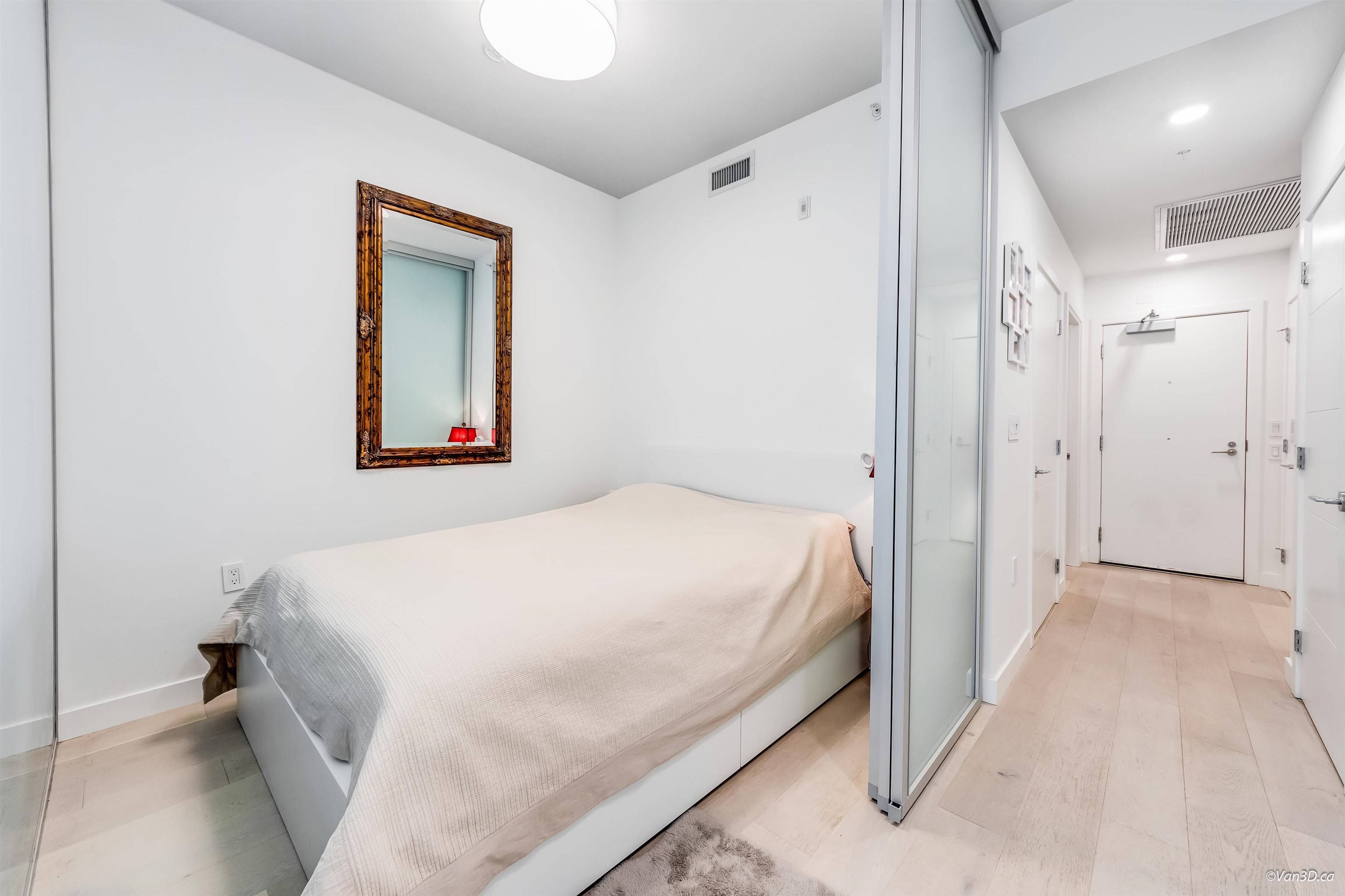 Vancouver, BC V5Z 0K6,4240 Cambie ST #102