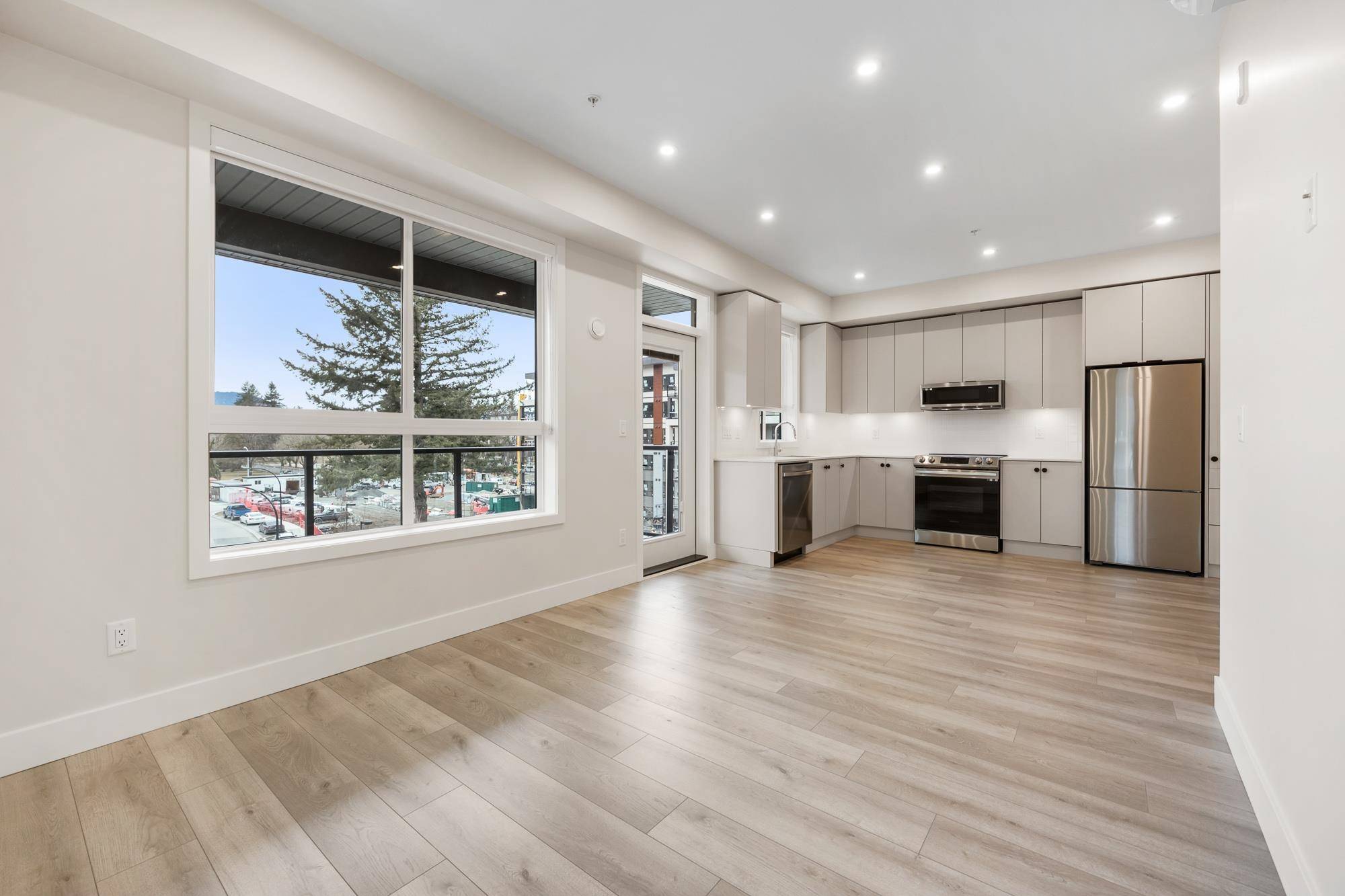 45505 Campus DR #412 Chilliwack, BC V2R 6L2