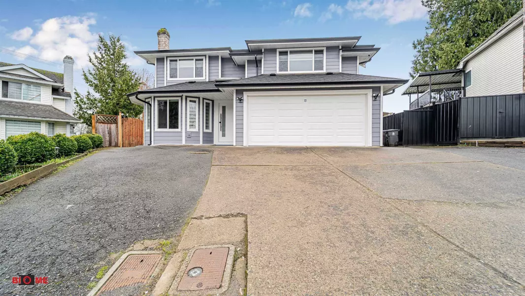 12478 69 AVE, Surrey, BC V3W 0L7