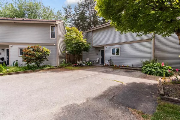 6217 E Greenside DR, Surrey, BC V3S 5M8
