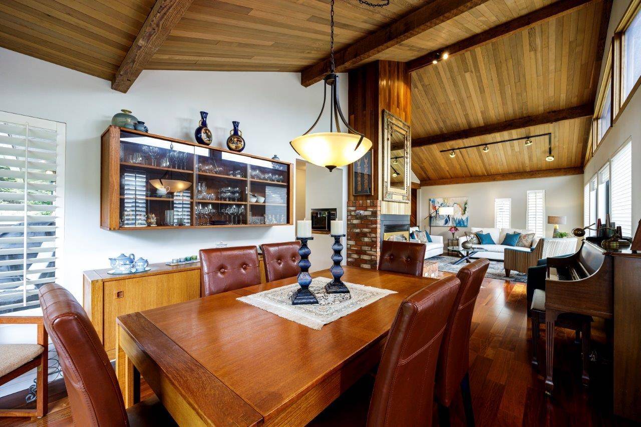 4588 Cliffmont RD North Vancouver, BC V7G 1J9