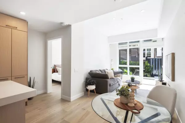 Vancouver, BC V5Z 0K9,5007 Ash ST #102