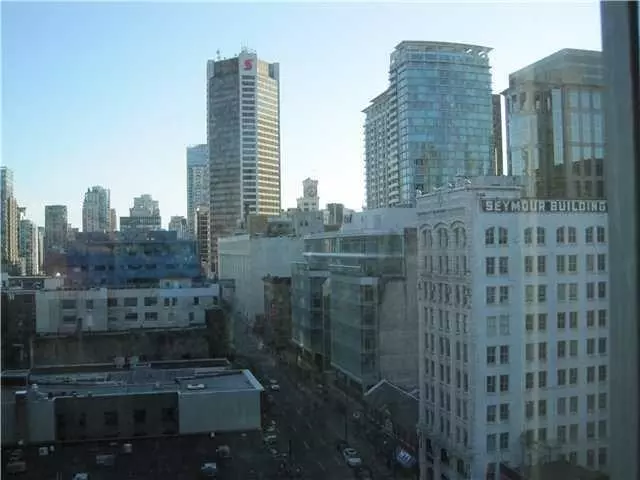 Vancouver, BC V6B 6H4,438 Seymour ST #1201