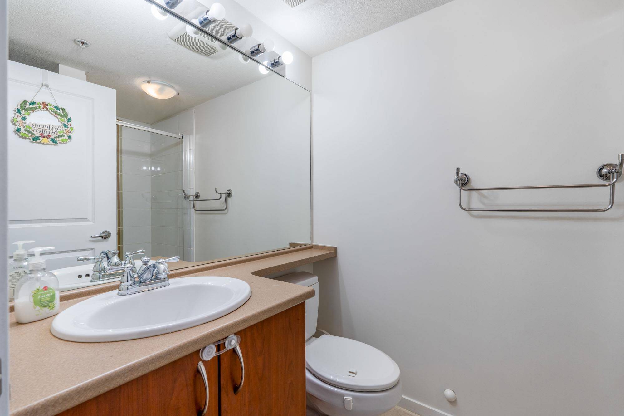 9233 Government ST #313 Burnaby, BC V3N 0A3