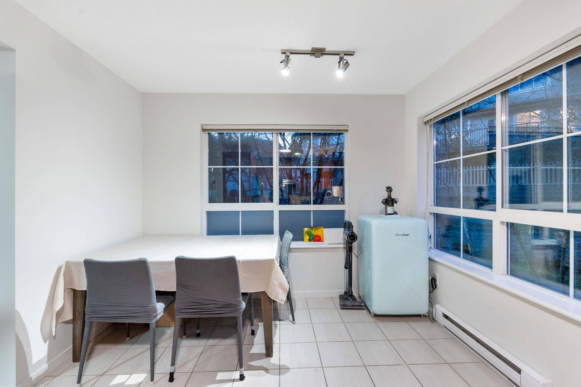 9233 Government ST #313 Burnaby, BC V3N 0A3