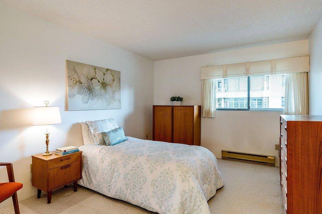 1750 Augusta AVE #208 Burnaby, BC V5A 2V6