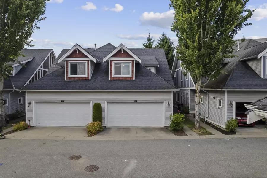 19977 71 AVE #28, Langley, BC V2Y 0E1