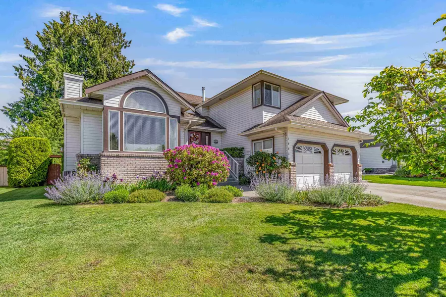 19031 Mitchell RD, Pitt Meadows, BC V3Y 2C3