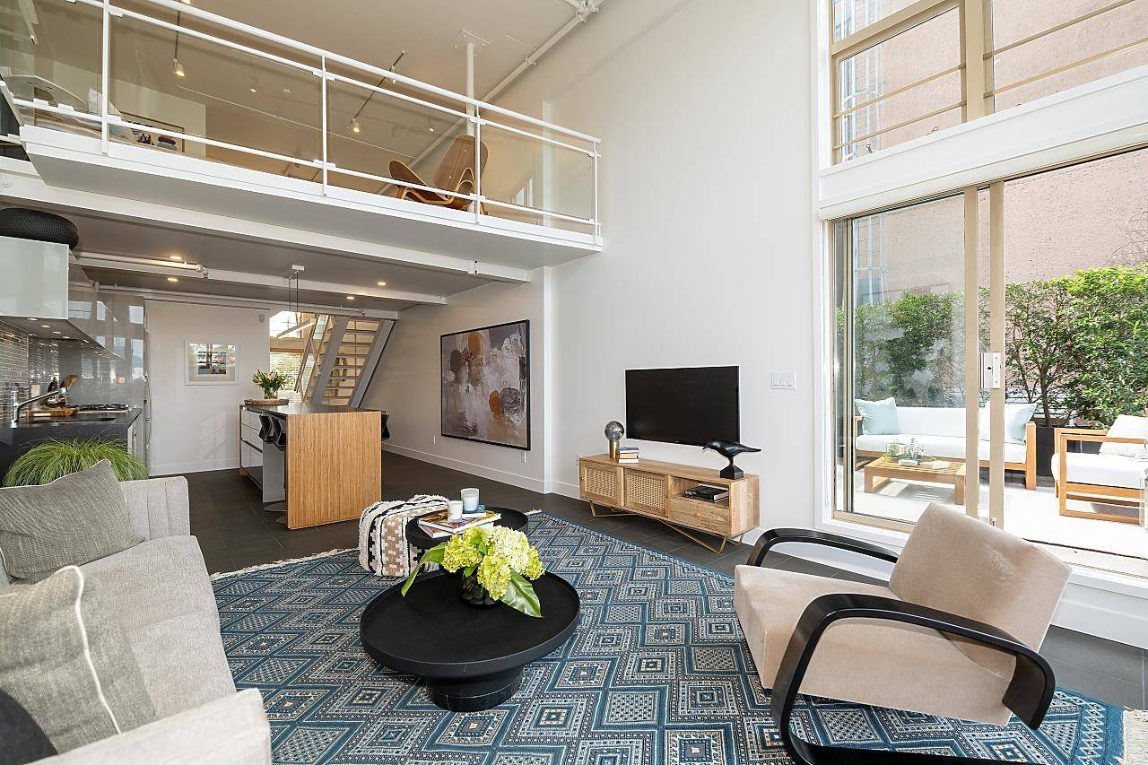 Vancouver, BC V6J 1R1,1529 W 6th AVE #403