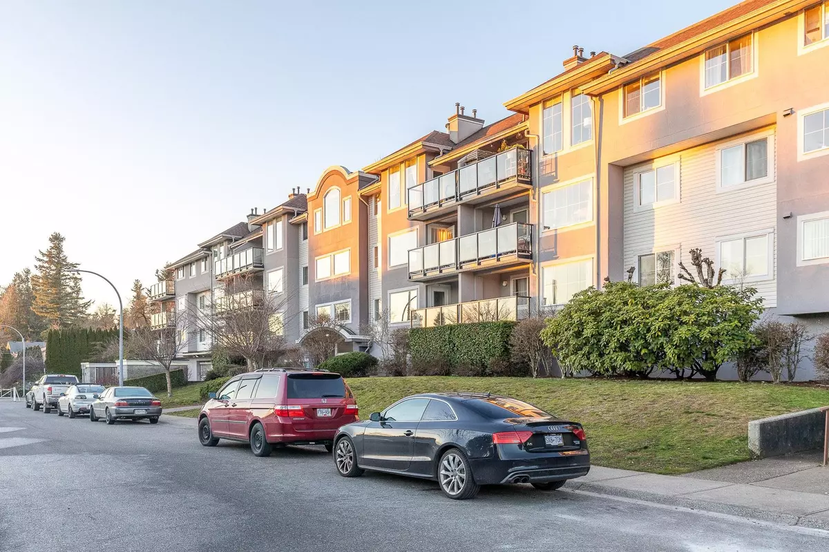 Mission, BC V2V 6J3,33599 2 AVE #211