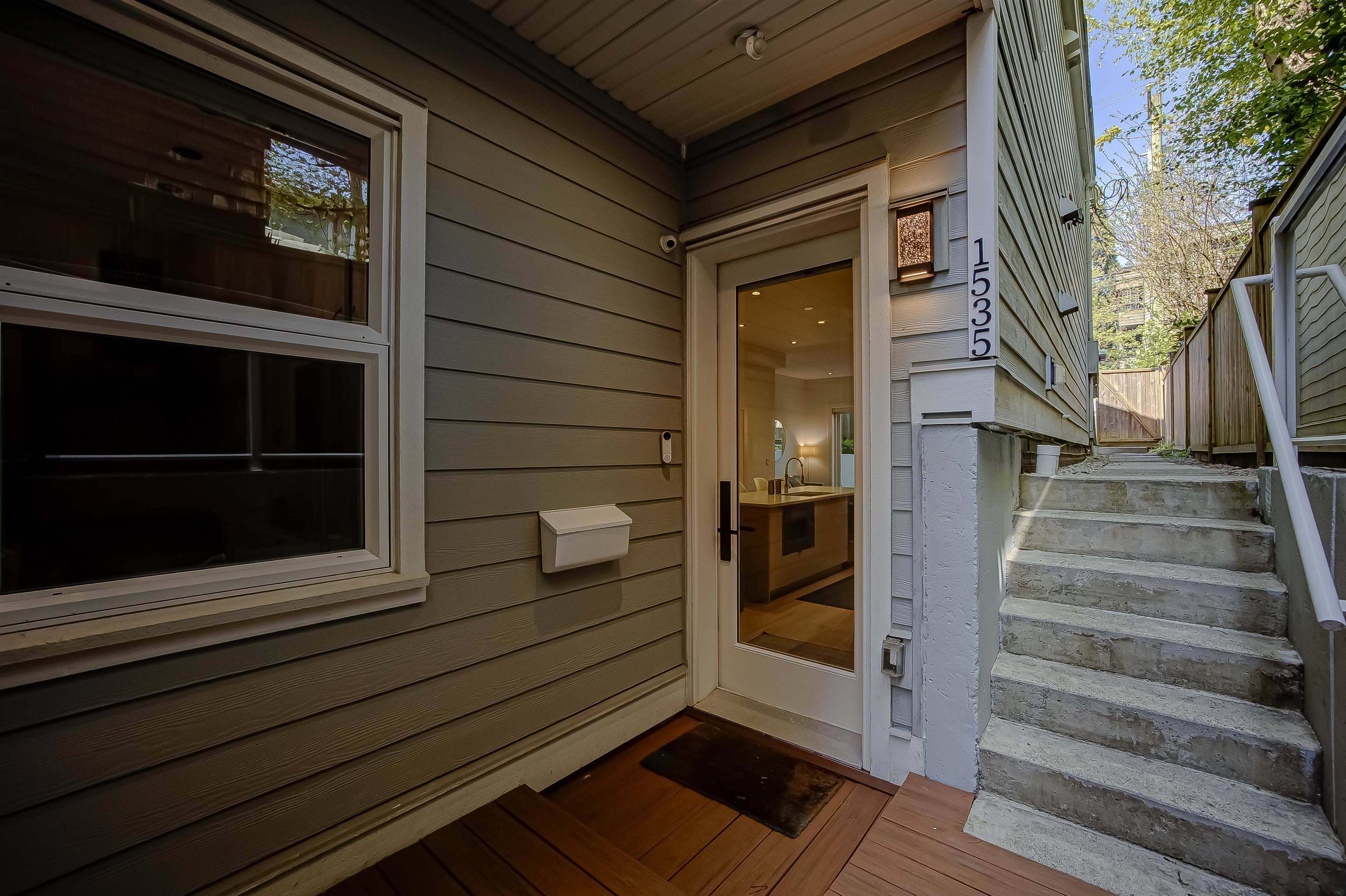Vancouver, BC V5N 1L6,1535 E 5th AVE
