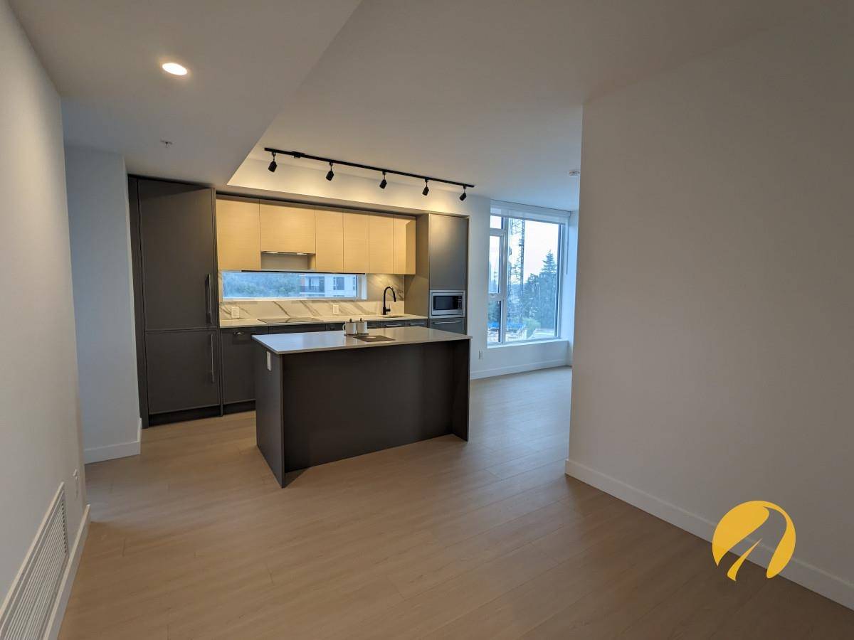 Surrey, BC V3T 4Y3,13745 George Junction #510