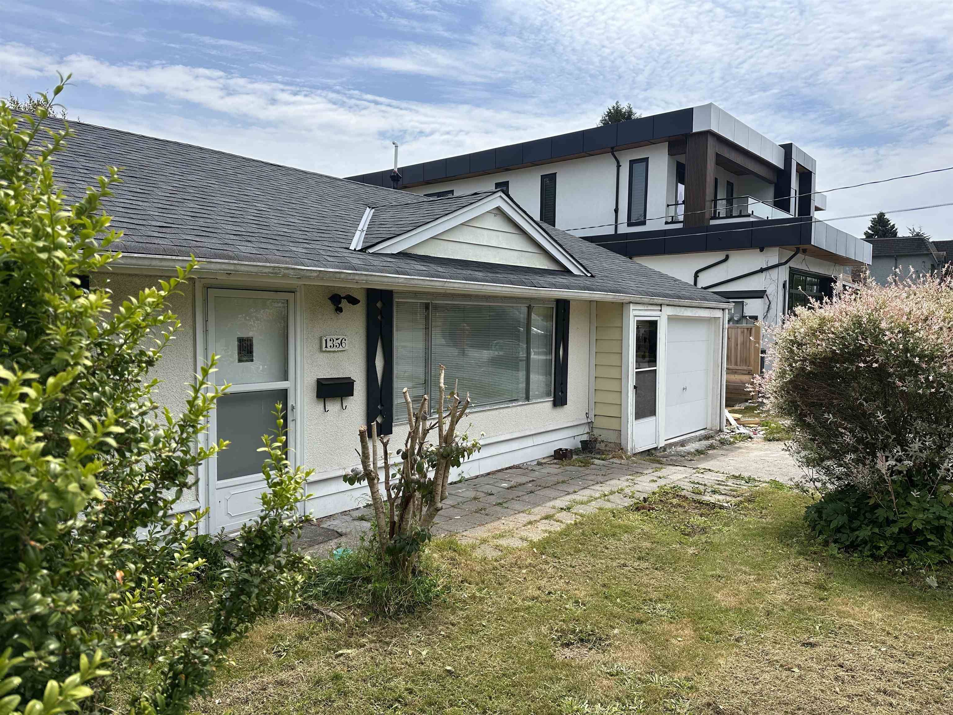 White Rock, BC V4B 4P8,1356 Lee ST
