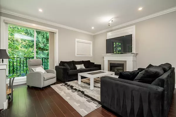 Surrey, BC V3W 0E9,6383 140 ST #1