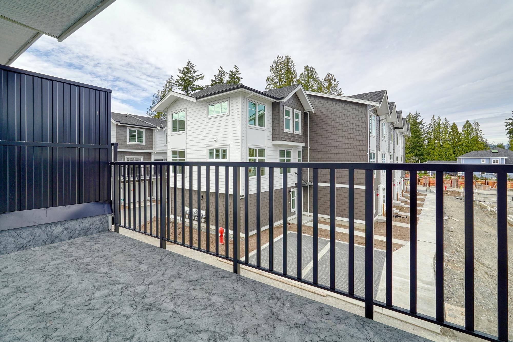 12770 105 AVE #24 Surrey, BC V3V 0H2
