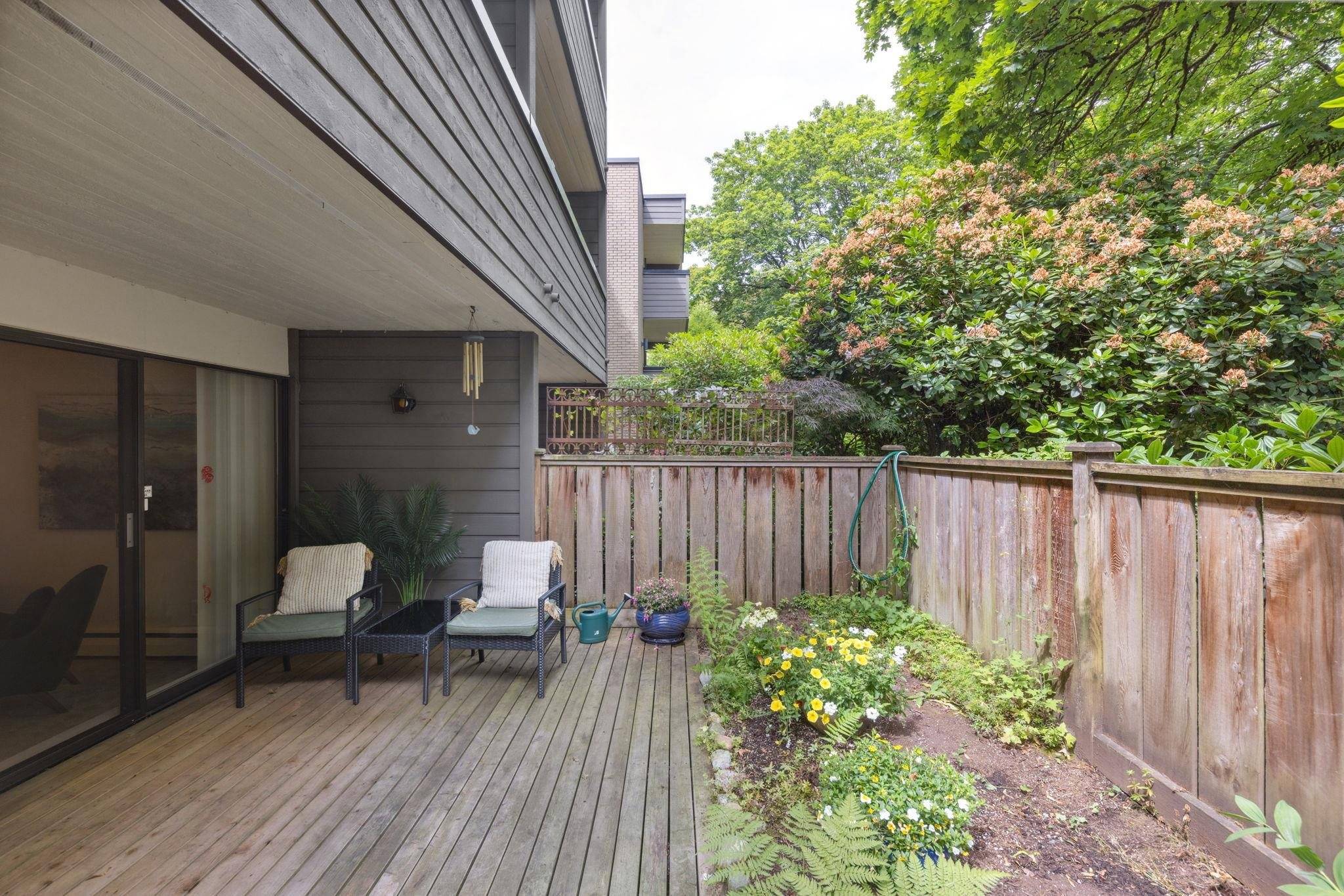 1710 W 13th AVE #110 Vancouver, BC V6J 2H1