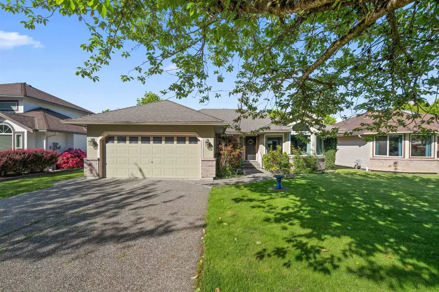 22109 Old Yale RD, Langley, BC V2Z 1A3