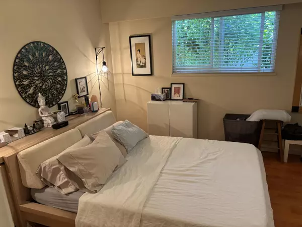 Richmond, BC V6Y 1B3,9680 Francis RD