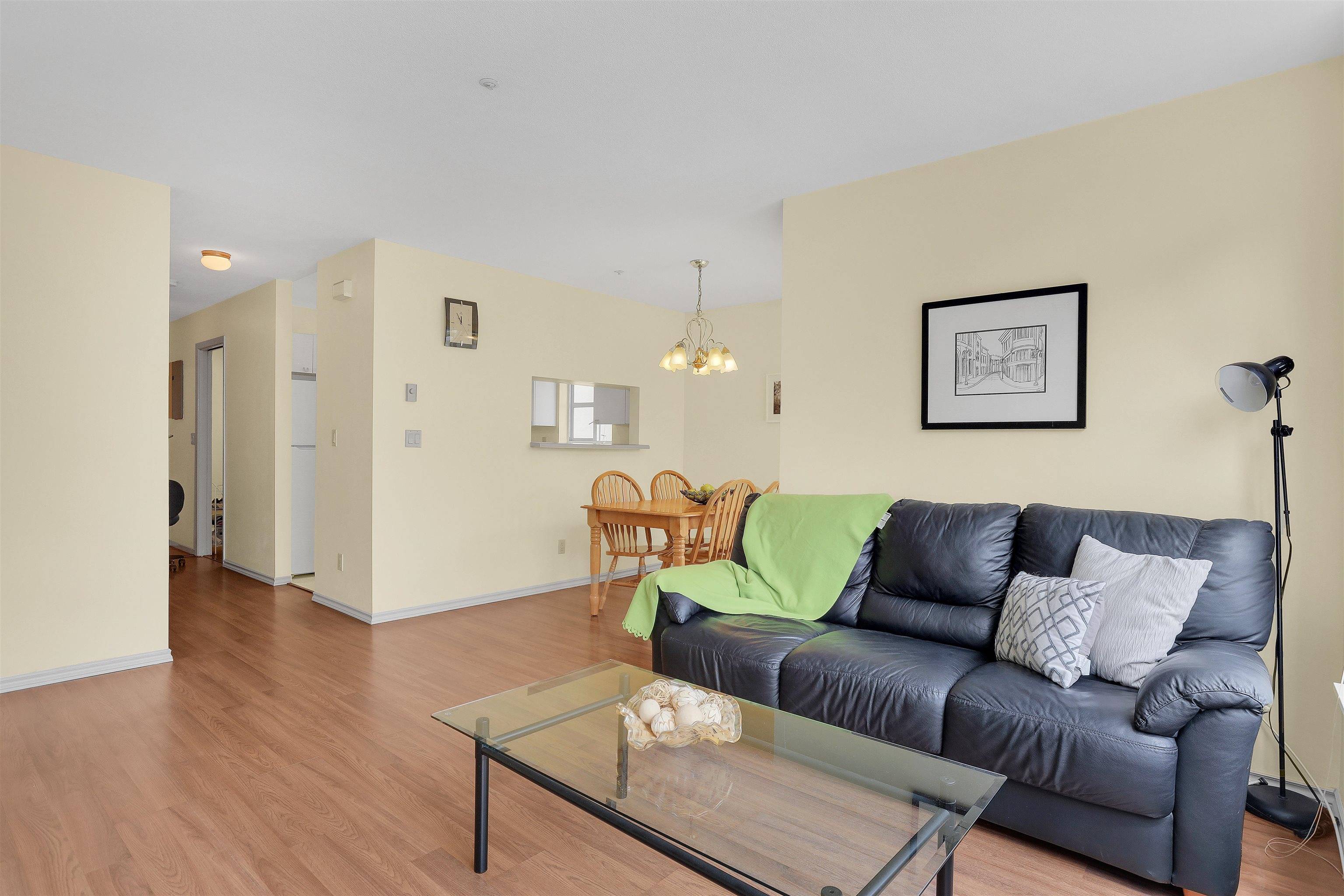 Richmond, BC V6Y 3X1,8300 General Currie RD #304