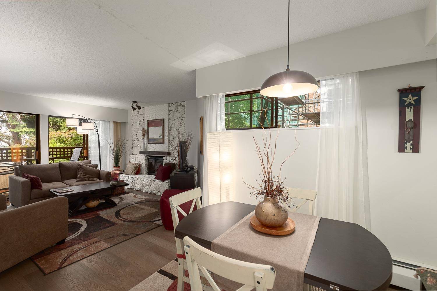 2320 W 40th AVE #218 Vancouver, BC V6M 4H6