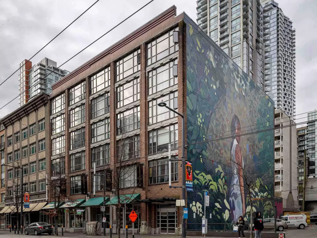 Vancouver, BC V6Z 1M5,1249 Granville ST #407