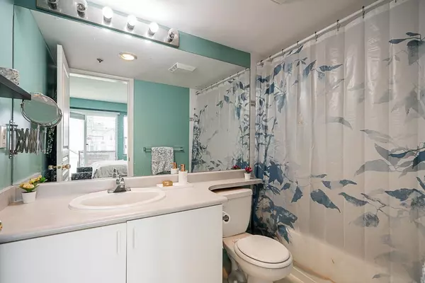 Vancouver, BC V5S 3T9,2727 E Kent Avenue North #64