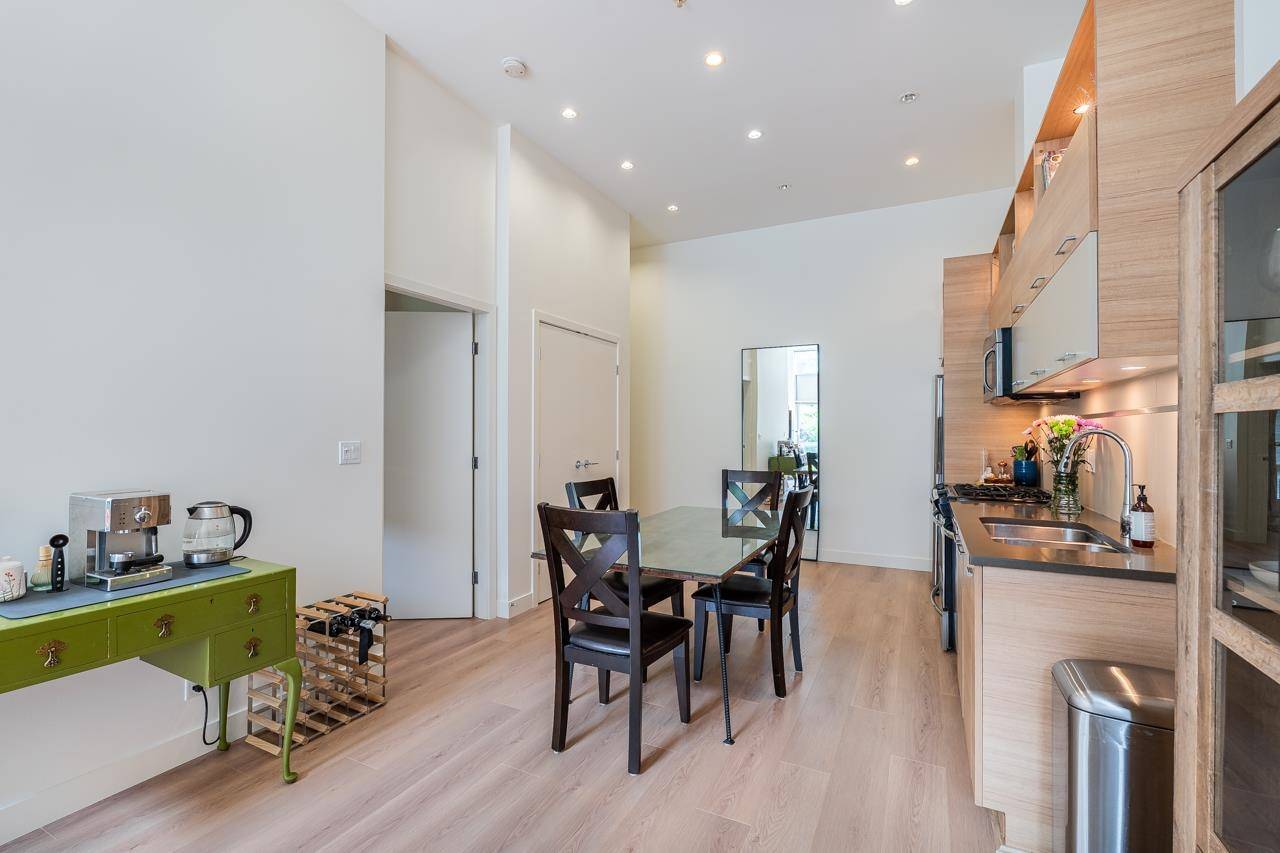 9150 University High ST #6 Burnaby, BC V5A 0C5