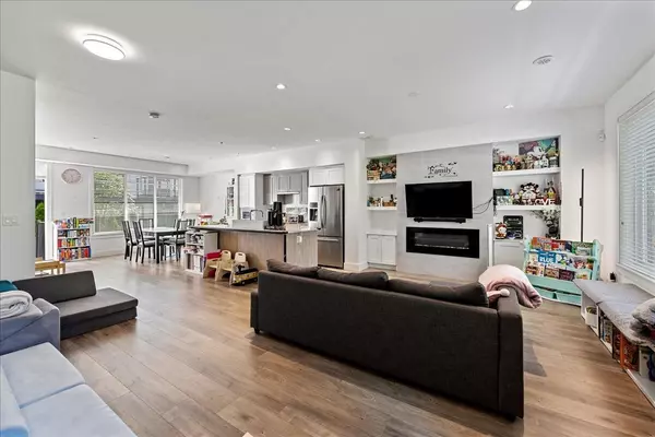 Delta, BC V4E 0A5,11188 72 AVE #25