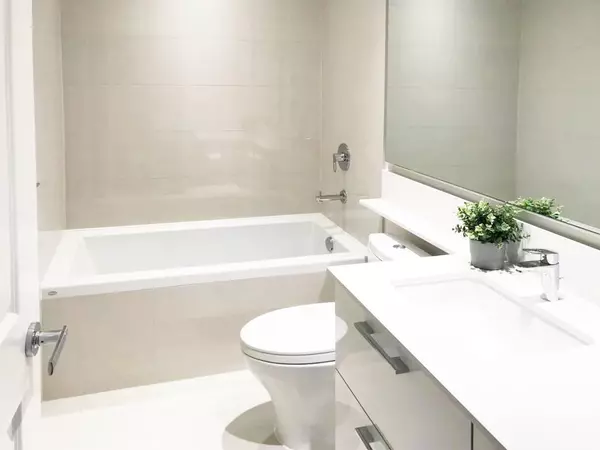 3533 Ross DR #507 Vancouver, BC V6S 0L3