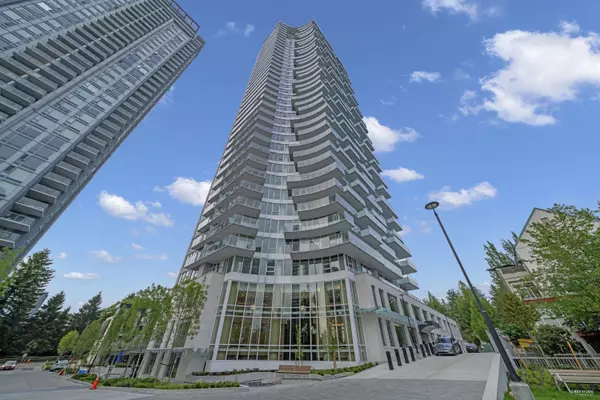 13768 100 AVE #3504, Surrey, BC V3T 5X7
