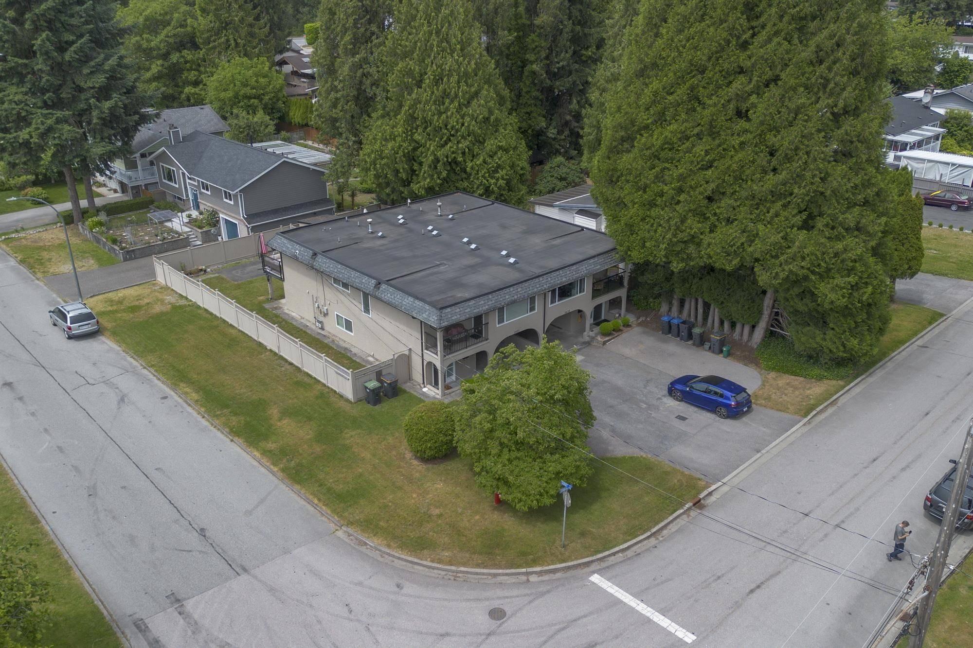 Port Coquitlam, BC V3B 4K4,3423 Edinburgh ST