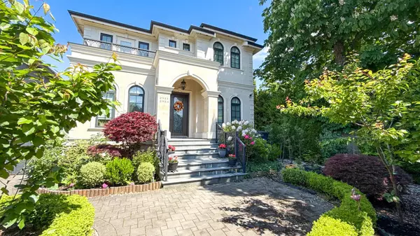 Vancouver, BC V6N 3C8,2921 W 41st AVE
