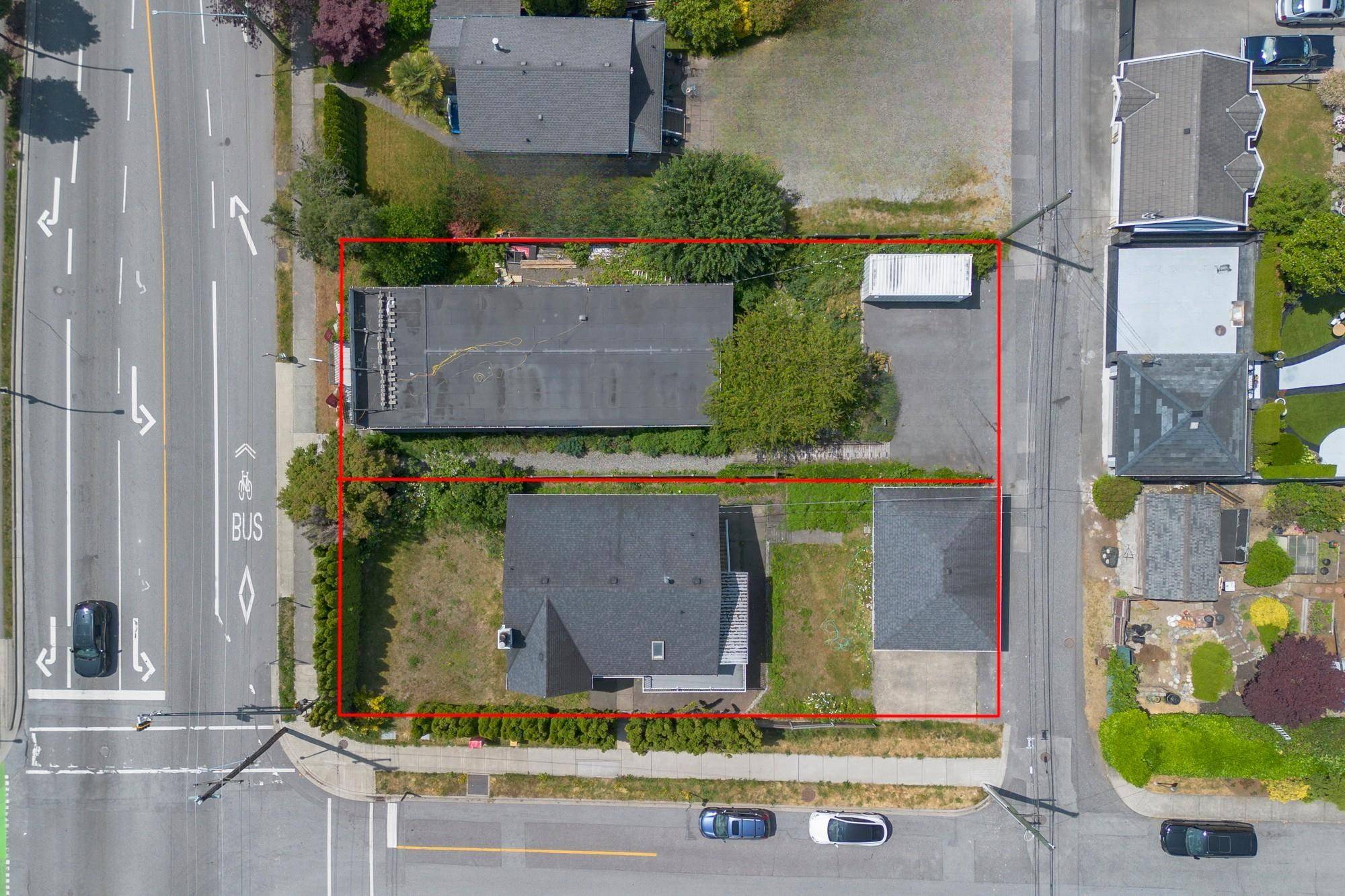 North Vancouver, BC V7L 1G7,658 E 3rd ST
