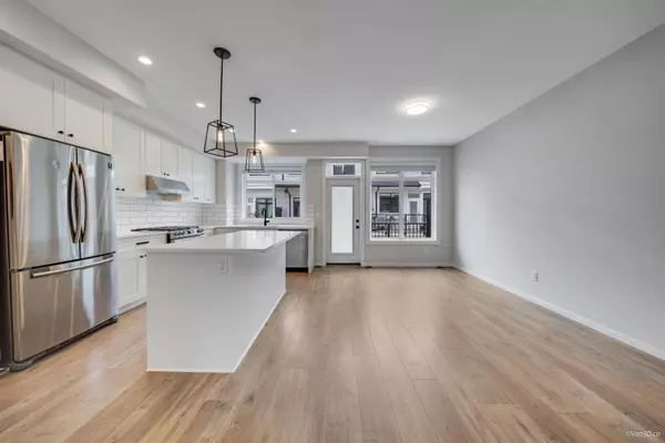 Surrey, BC V4N 6V5,17557 100 AVE #10