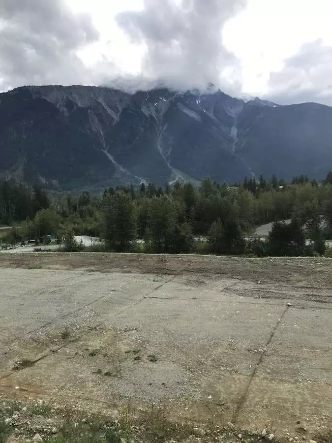 Pemberton, BC V0N 2L3,7635 Seven O'clock DR
