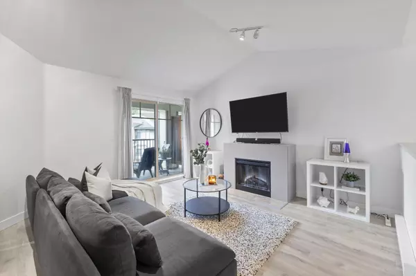 Maple Ridge, BC V2X 8W6,12248 224 ST #402