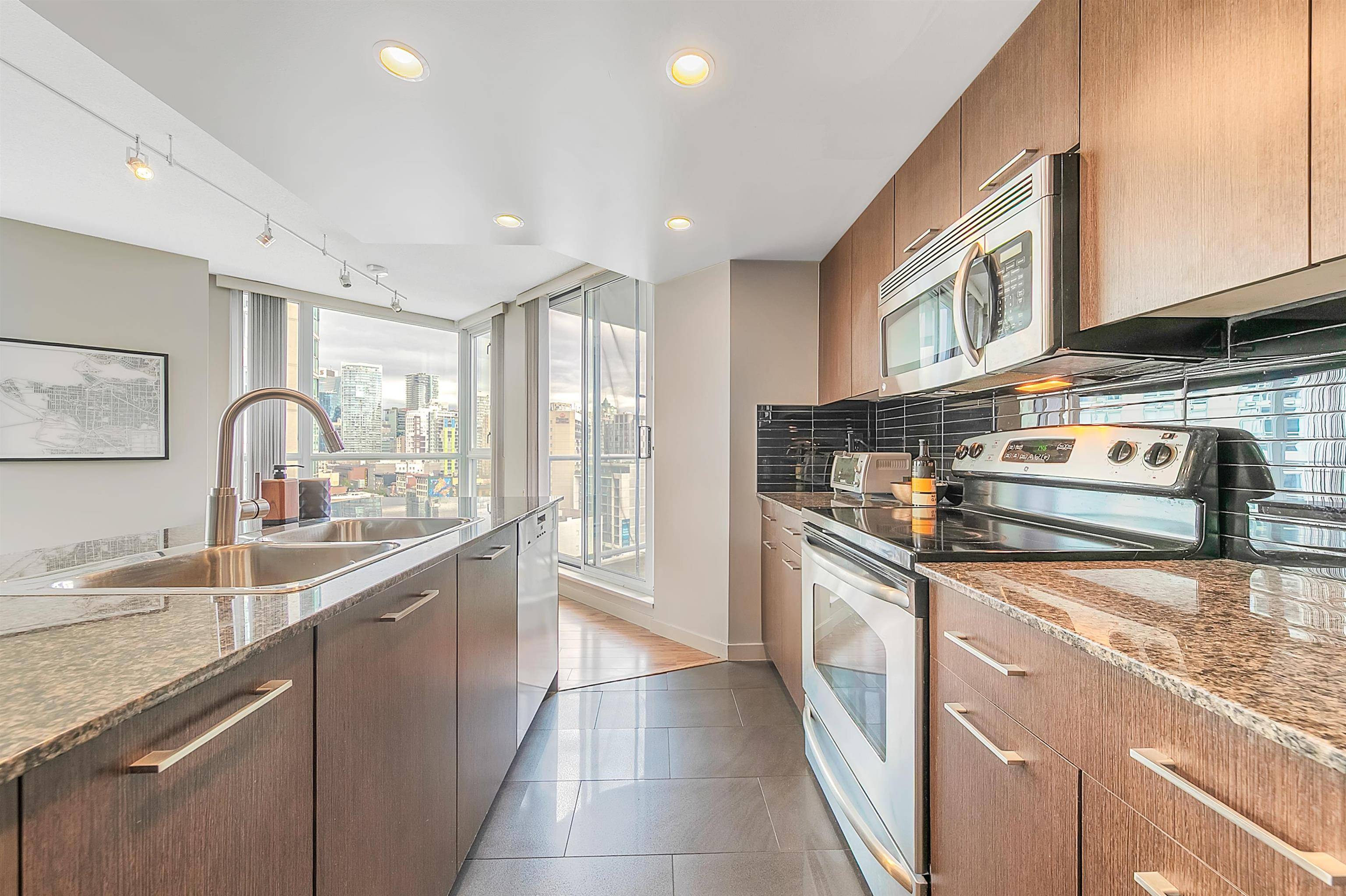 Vancouver, BC V6Z 2M9,1212 Howe ST #1102