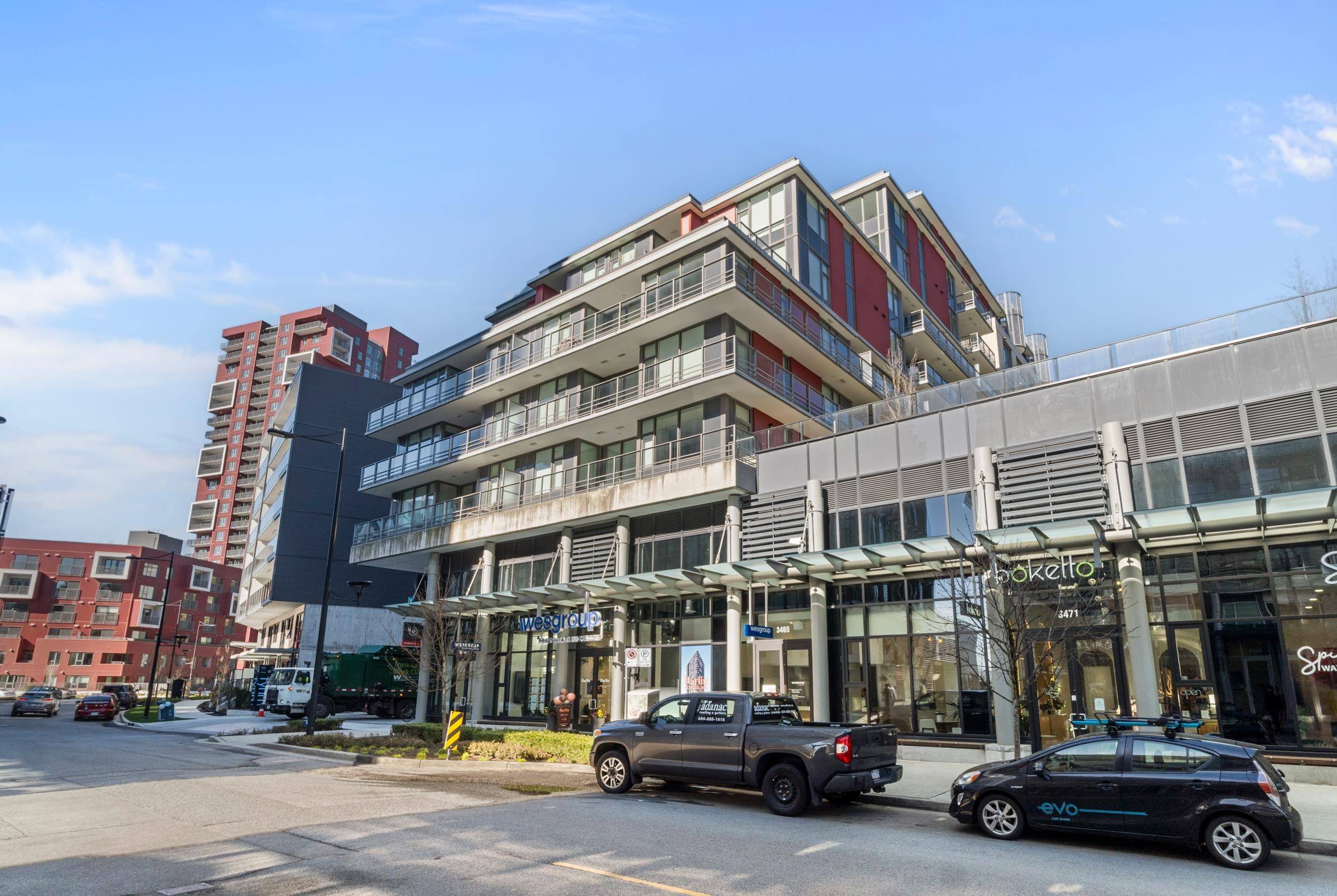 3451 Sawmill CRES #702, Vancouver, BC V5S 0H3