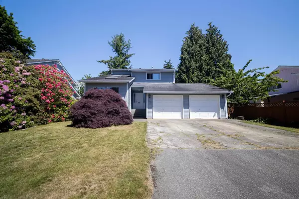 16097 10 AVE, Surrey, BC V4A 1A7
